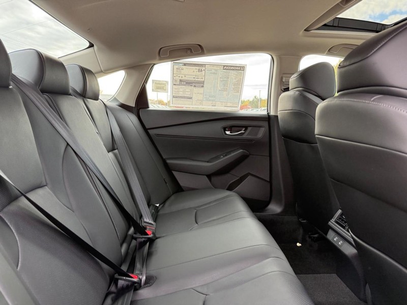 Honda Accord Hybrid Vehicle Image 5