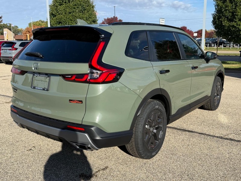 Honda CR-V Hybrid Vehicle Image 3
