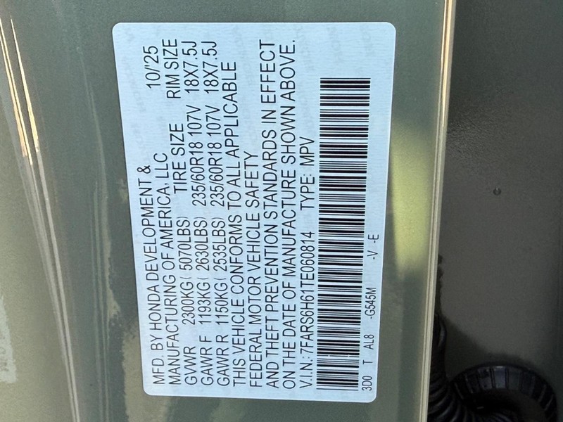 Honda CR-V Hybrid Vehicle Image 17
