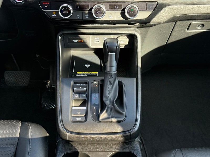 Honda CR-V Vehicle Image 12