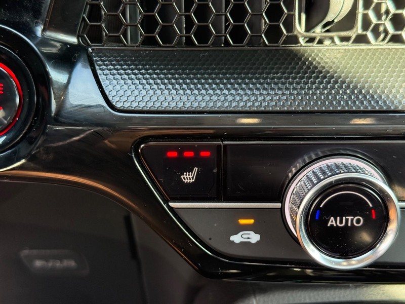 Honda CR-V Vehicle Image 20