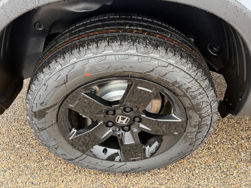 Honda Ridgeline Vehicle Image 4