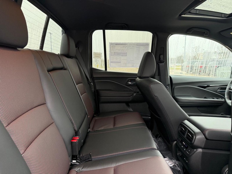 Honda Ridgeline Vehicle Image 5