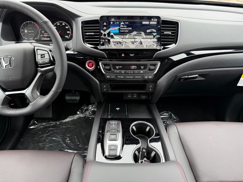 Honda Ridgeline Vehicle Image 6