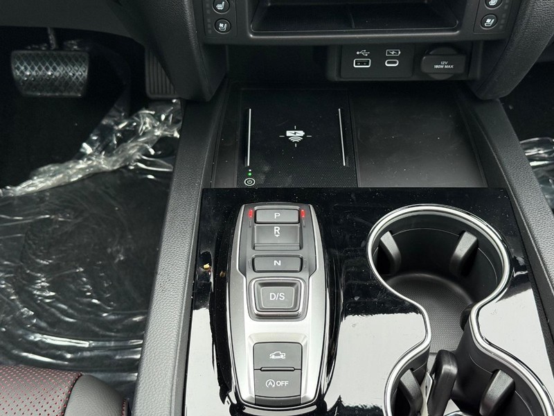 Honda Ridgeline Vehicle Image 8