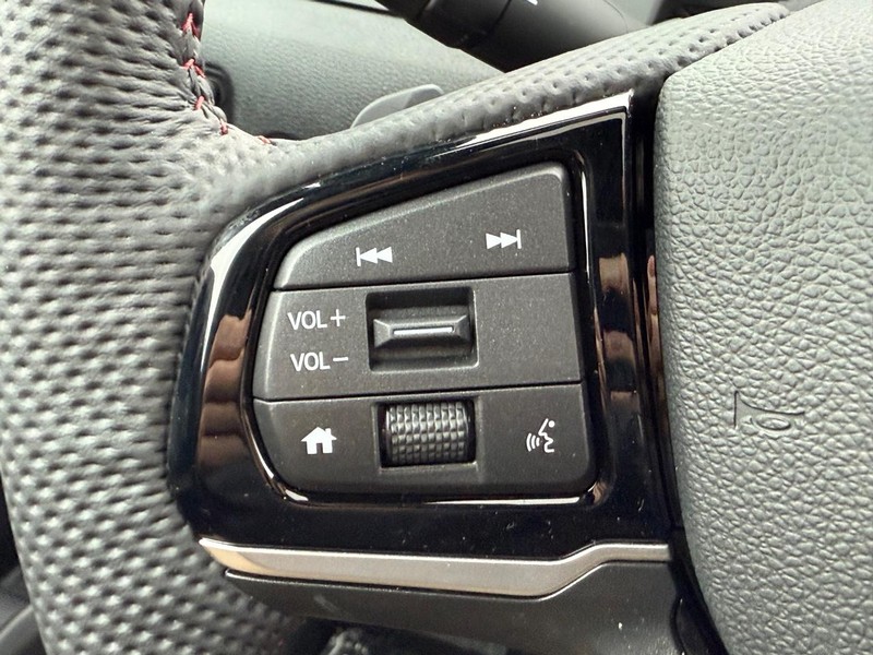 Honda Ridgeline Vehicle Image 11