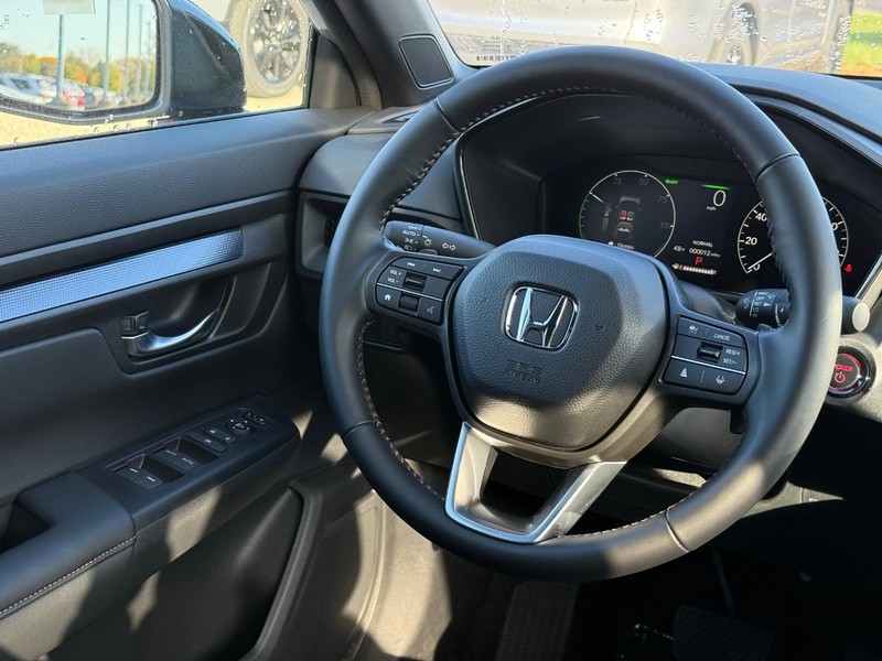 Honda CR-V Hybrid Vehicle Image 9