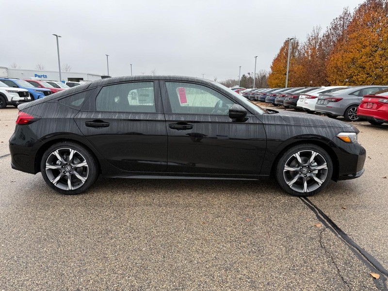 Honda Civic Hatchback Hybrid Vehicle Image 2