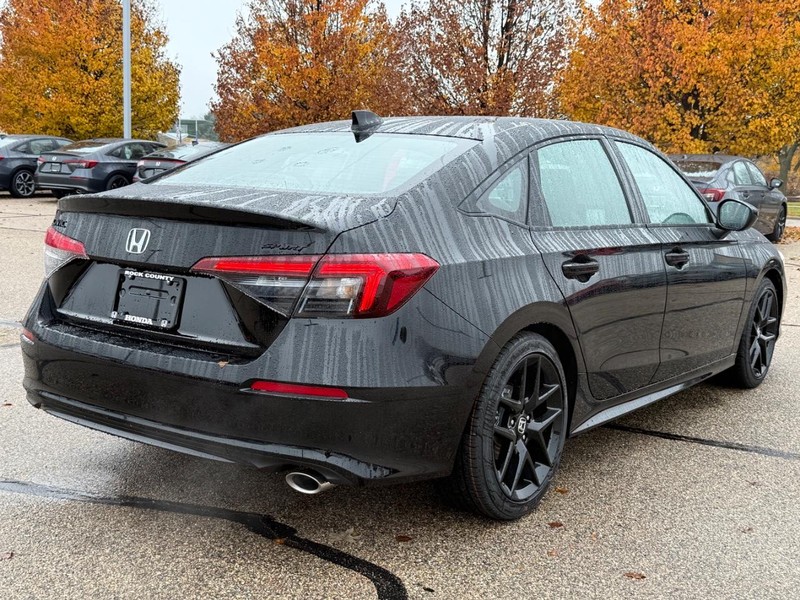 Honda Civic Sedan Vehicle Image 3