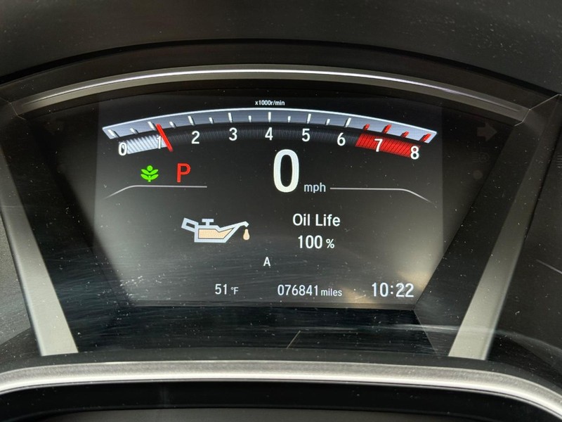Honda CR-V Vehicle Image 17