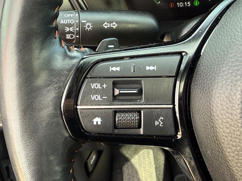 Honda CR-V Hybrid Vehicle Image 17