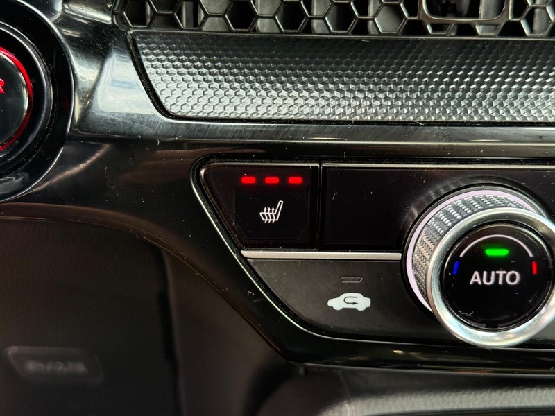 Honda CR-V Hybrid Vehicle Image 21
