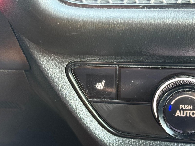 Honda HR-V Vehicle Image 20