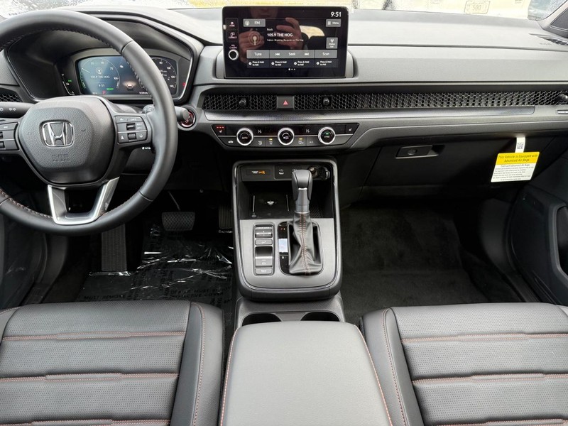 Honda CR-V Hybrid Vehicle Image 6