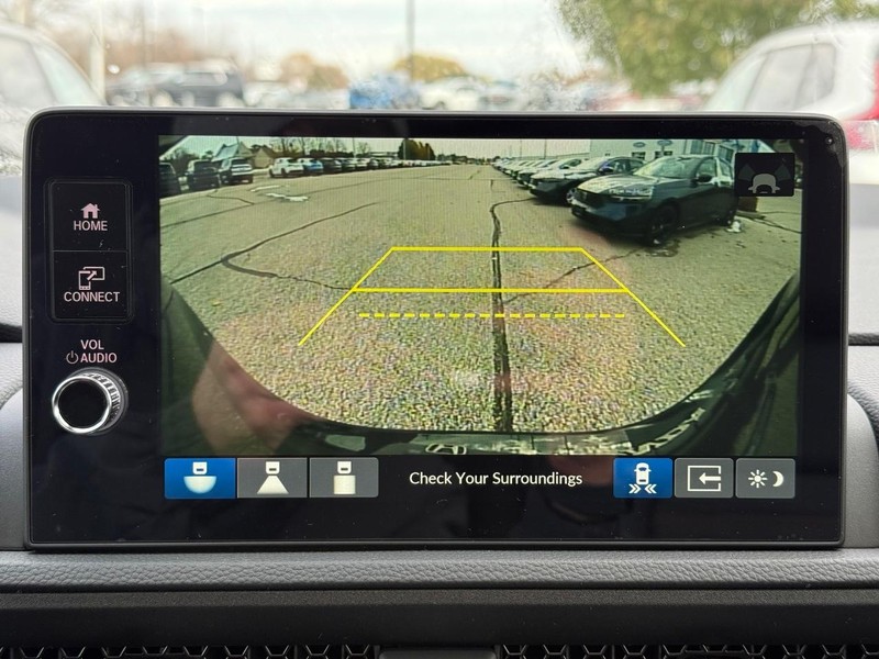 Honda CR-V Hybrid Vehicle Image 13