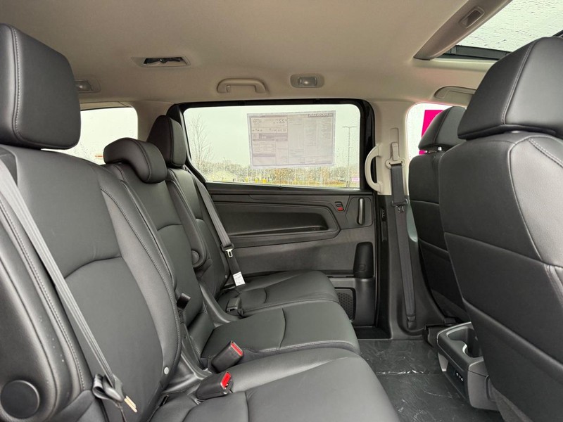 Honda Odyssey Vehicle Image 5