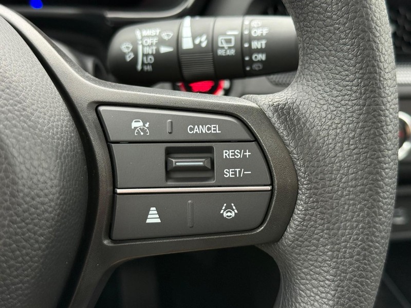 Honda CR-V Vehicle Image 12