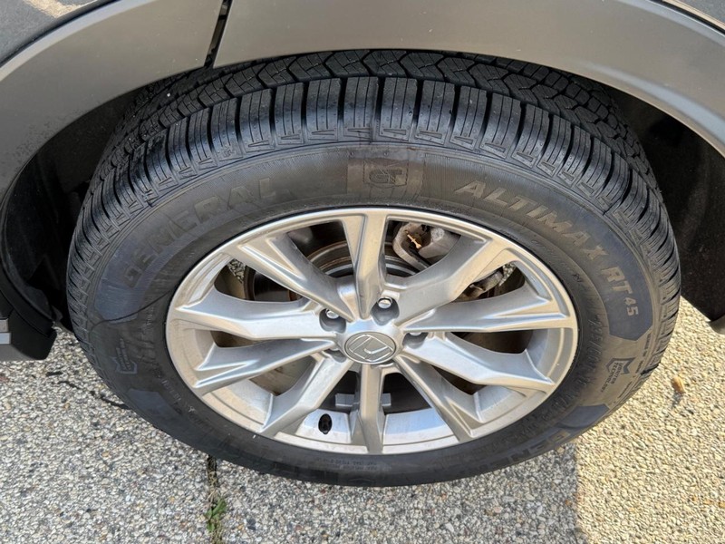 Honda CR-V Vehicle Image 7