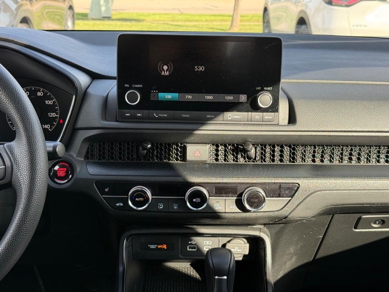 Honda CR-V Vehicle Image 12