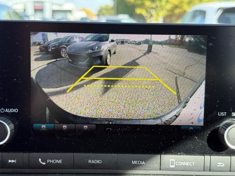 Honda CR-V Vehicle Image 19