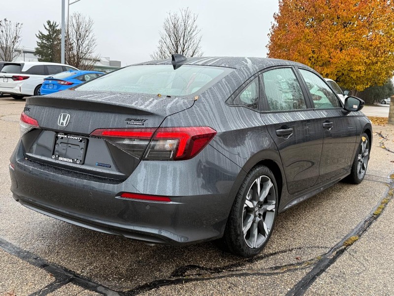 Honda Civic Sedan Hybrid Vehicle Image 3