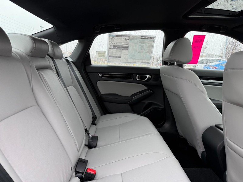 Honda Civic Sedan Hybrid Vehicle Image 5