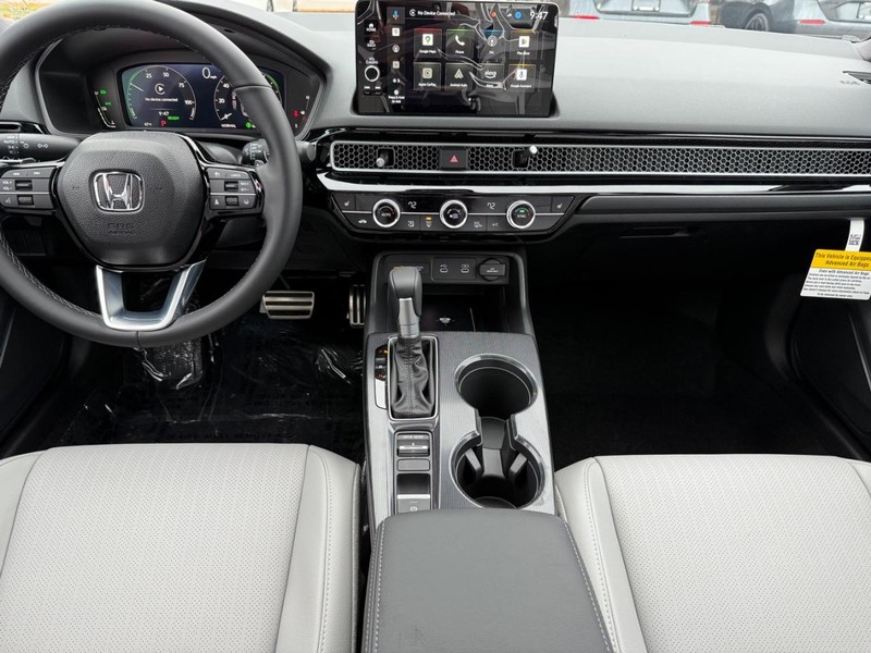 Honda Civic Sedan Hybrid Vehicle Image 6