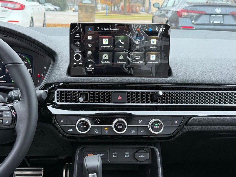 Honda Civic Sedan Hybrid Vehicle Image 7