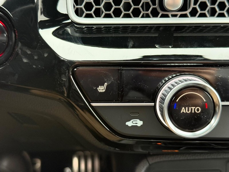 Honda Civic Sedan Hybrid Vehicle Image 14