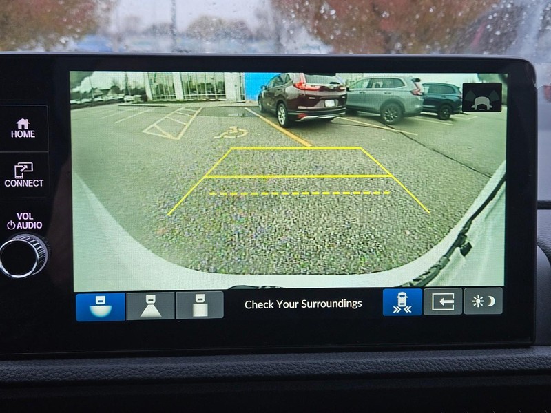 Honda CR-V Hybrid Vehicle Image 14