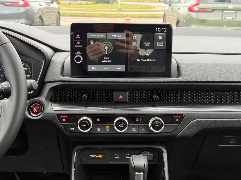 Honda CR-V Hybrid Vehicle Image 7