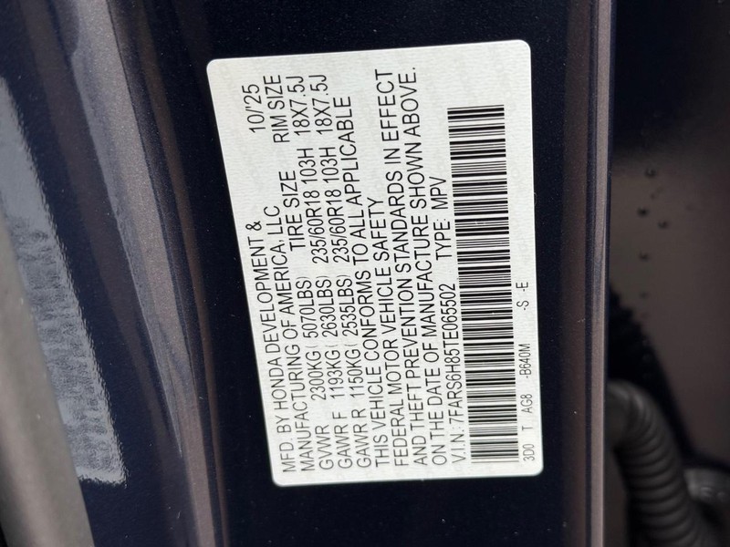 Honda CR-V Hybrid Vehicle Image 19