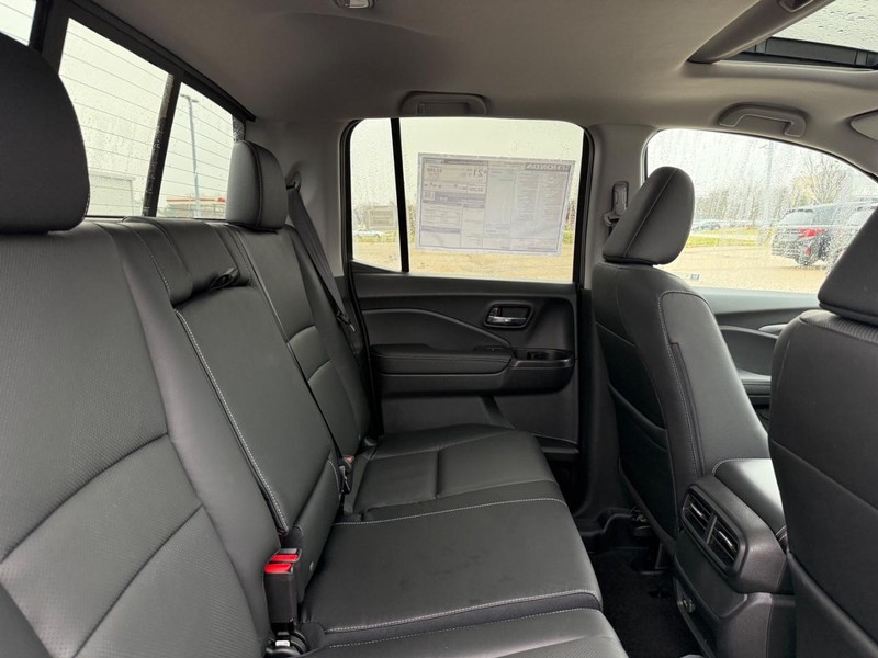 Honda Ridgeline Vehicle Image 5