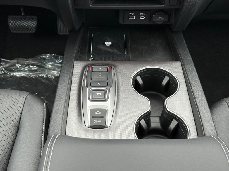 Honda Ridgeline Vehicle Image 8