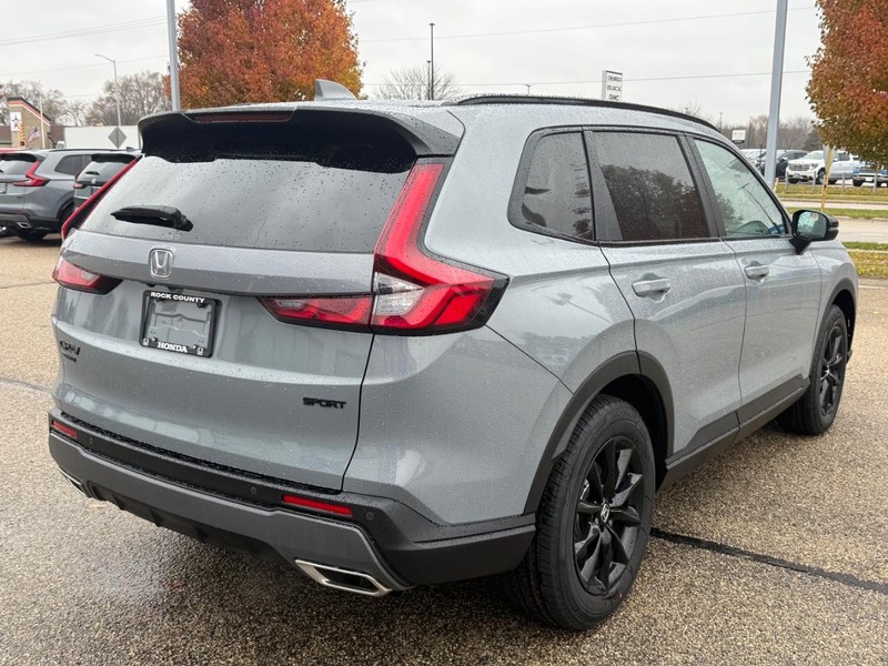 Honda CR-V Hybrid Vehicle Image 3