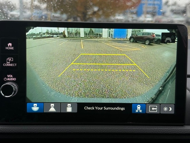 Honda CR-V Hybrid Vehicle Image 15