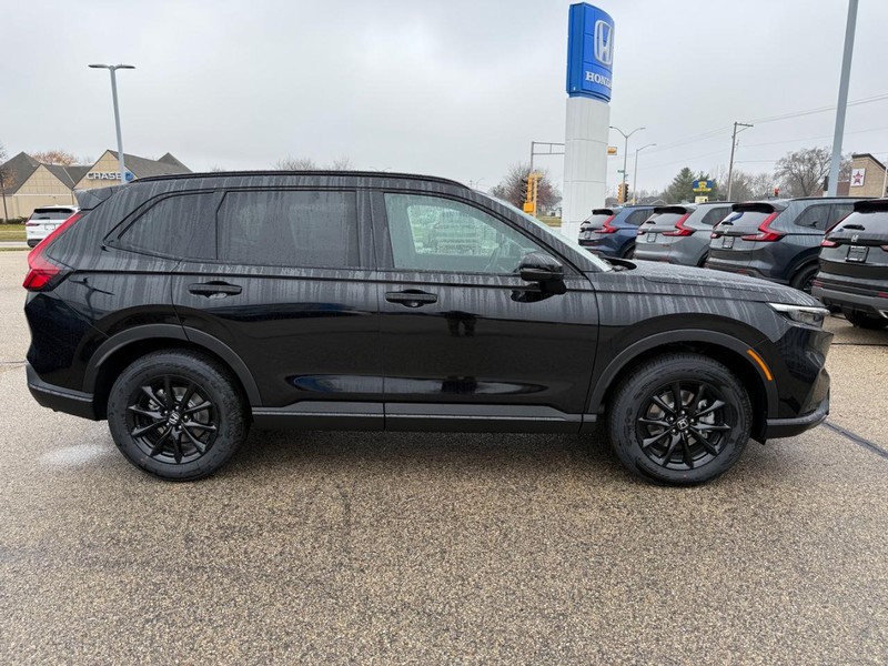 Honda CR-V Hybrid Vehicle Image 2