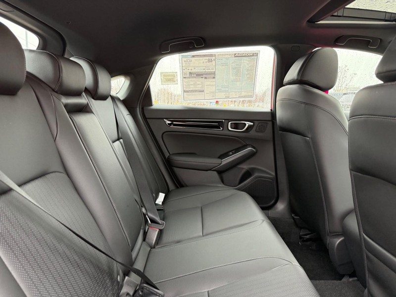 Honda Civic Hatchback Hybrid Vehicle Image 5