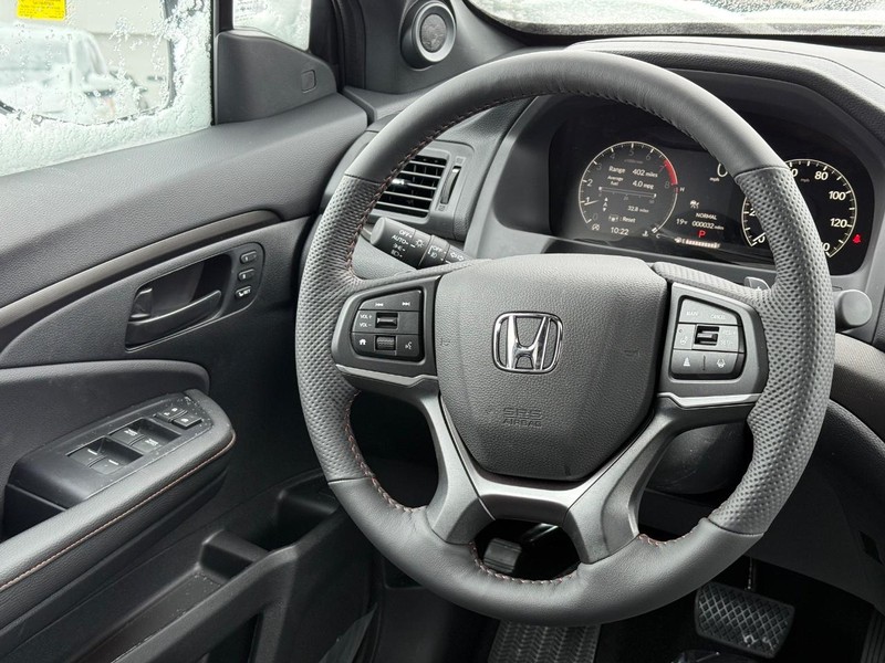 Honda Ridgeline Vehicle Image 11