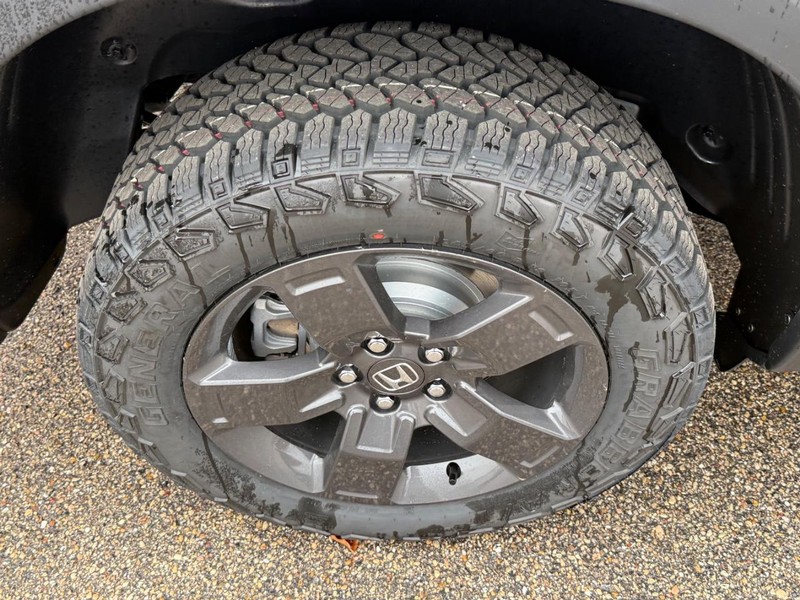 Honda Ridgeline Vehicle Image 4