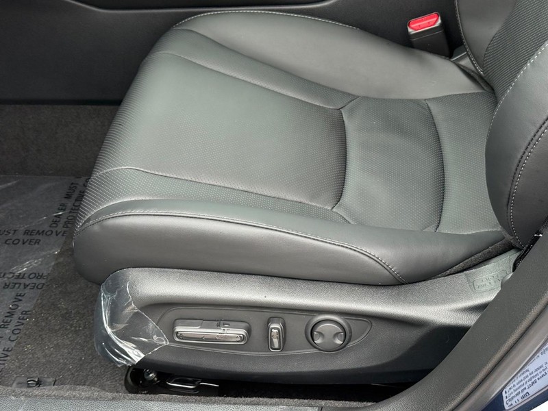 Honda Accord Hybrid Vehicle Image 17