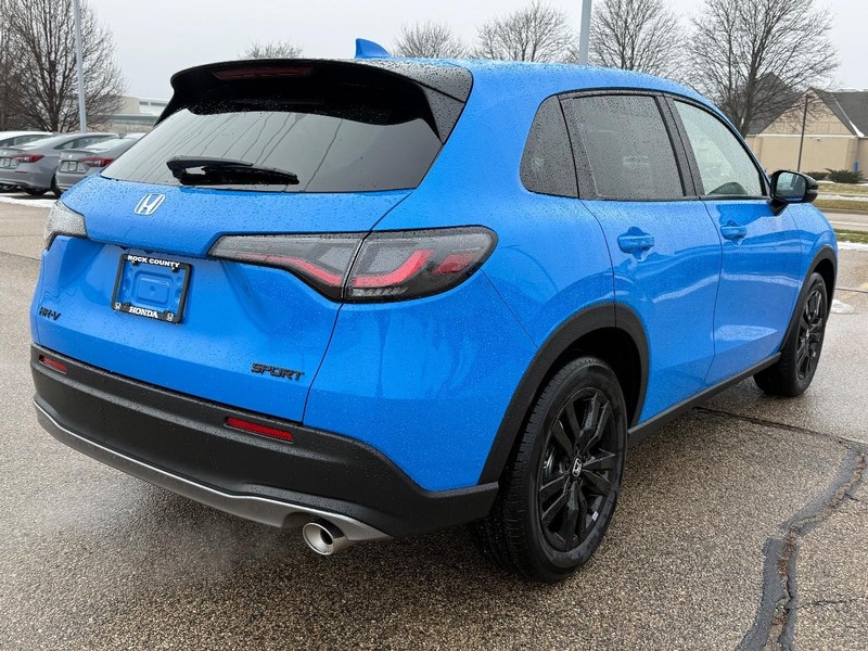 Honda HR-V Vehicle Image 3