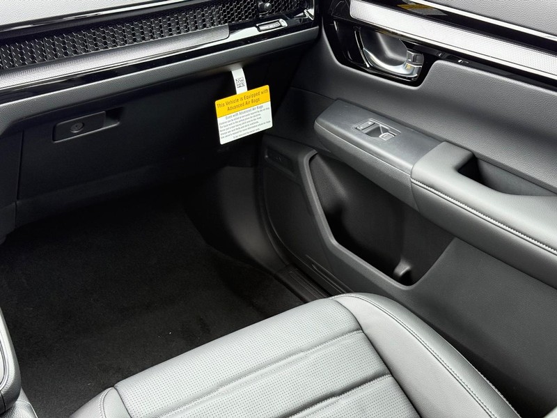 Honda CR-V Vehicle Image 9