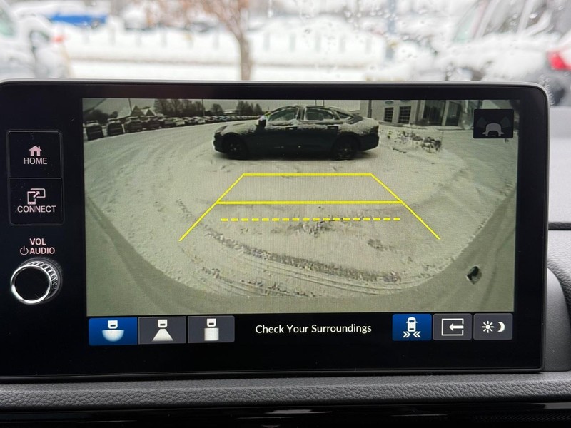 Honda CR-V Vehicle Image 13