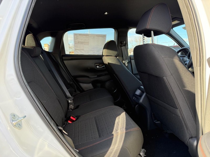 Honda HR-V Vehicle Image 5