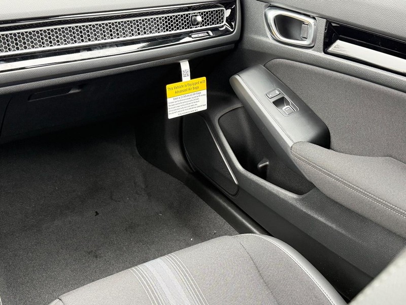 Honda Civic Sedan Hybrid Vehicle Image 10