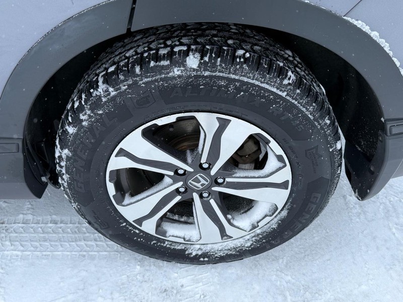 Honda CR-V Vehicle Image 6