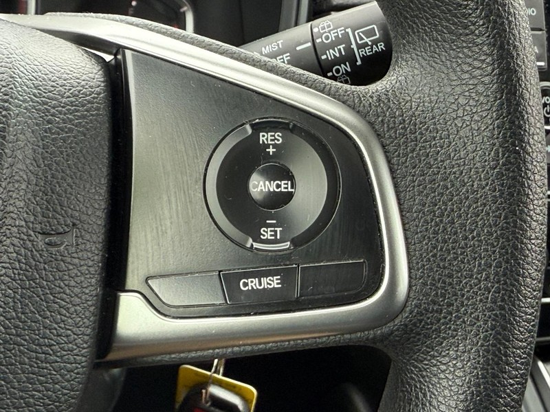 Honda CR-V Vehicle Image 15