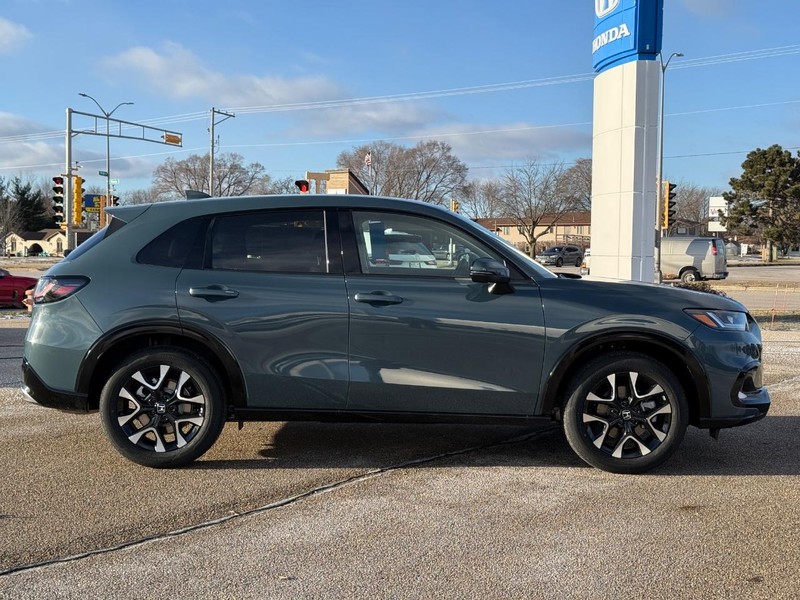 Honda HR-V Vehicle Image 2