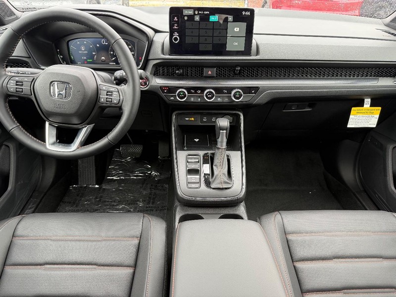 Honda CR-V Hybrid Vehicle Image 6